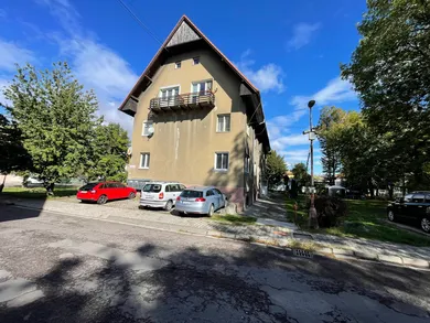 Na predaj 2-izbový byt, 59 m², Nováky, Čerešňová
