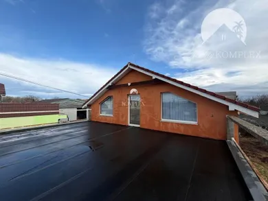 Na predaj objekt, 165 m², Kolárovo