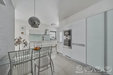 Na predaj 6-izbový dom, 248 m², Bratislava-Jarovce, Pave Vukoviča