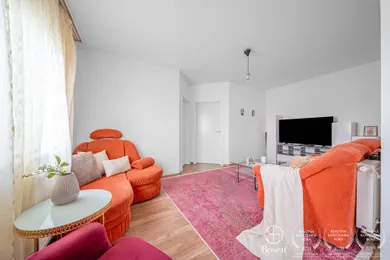 Na predaj 3-izbový byt, 67 m², Bahnstrasse