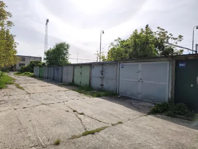 Obiekty na sprzedaż, Bratislava-Ružinov · €15 000