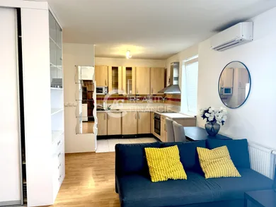 Na prenájom 1-izbový byt, 40 m², Stupava, Dlhá