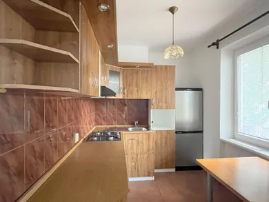 Na prenájom 2-izbový byt, 55 m², Prievidza, A. Rudnaya