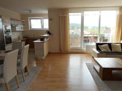 Na prenájom byt v Trenčín · €900 · Dokončené