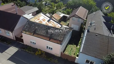 Na predaj dom, 180 m², Lučenec, Samuela Mikovíniho
