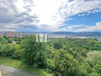 Na predaj 3-izbový byt, 68 m², Košice-Dargovských hrdinov, Jaltská