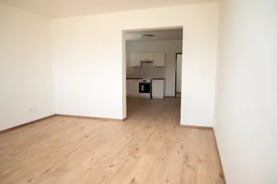 Na predaj objekt, 739 m², Lubina