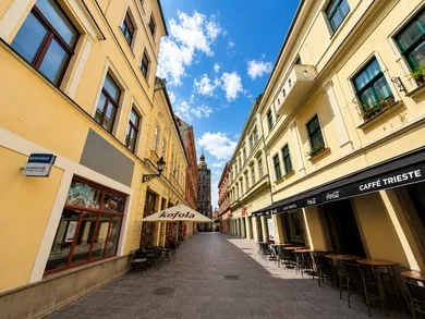 Komerčné priestory na prenájom, Košice-Staré Mesto · €1 990