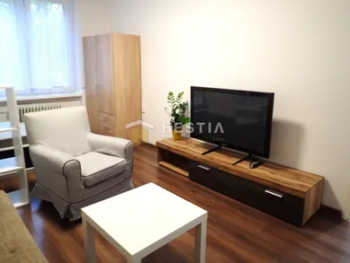 Na prenájom 1-izbový byt, 36 m², Senica, Senica / Kalinčiakova