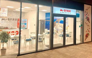 Komerčné priestory na prenájom, Bratislava-Ružinov · €2 000