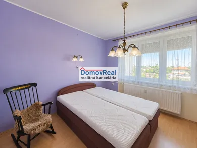 Na predaj 3-izbový byt, 68 m², Dunajská Streda, Veľkoblahovská cesta