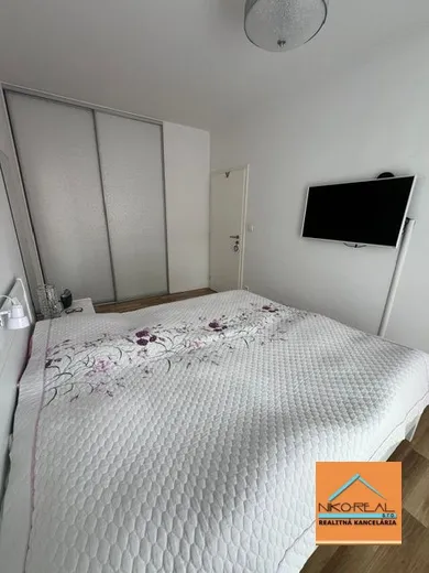 Na predaj 2-izbový byt, 46 m², Bratislava-Ružinov, Teslova