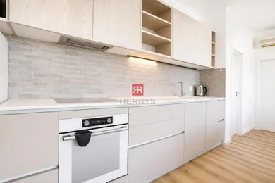 Na prenájom 2-izbový byt, 49 m², Bratislava-Karlova Ves, Kolískova