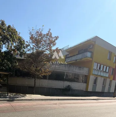 Na predaj objekt, 15 m², Bratislava-Petržalka, Betliarska