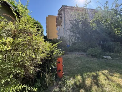Na predaj 7-izbový dom, Bratislava-Rača, Plickova