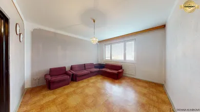 Na predaj 4-izbový byt, 82 m², Bánovce nad Bebravou, Gorazdova