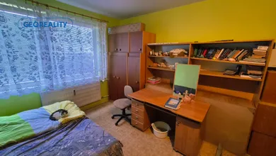 Na predaj 3-izbový byt, 76 m², Levice, Pri tehelni