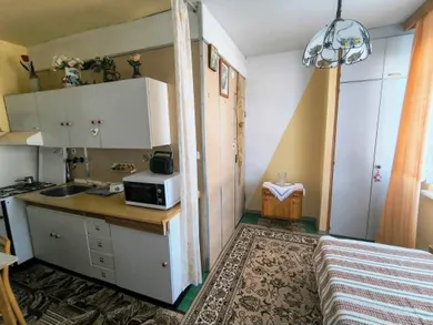 Na predaj 2-izbový byt, 63 m², Brezno, Malinovského
