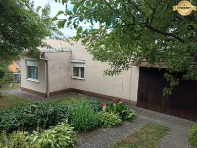 Na predaj 4-izbový dom, Nová Baňa, Kamenárska