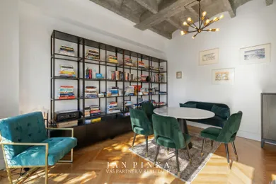 Na predaj 5-izbový byt, 151 m², Bratislava-Staré Mesto, Mudroňova