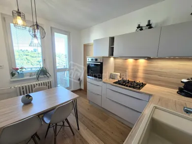 Mieszkania na sprzedaż, 3-pokojowe, Bratislava-Karlova Ves · €297 900