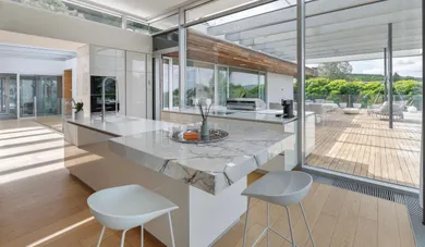 Na prenájom 6-izbový dom, 460 m², Bratislava-Záhorská Bystrica