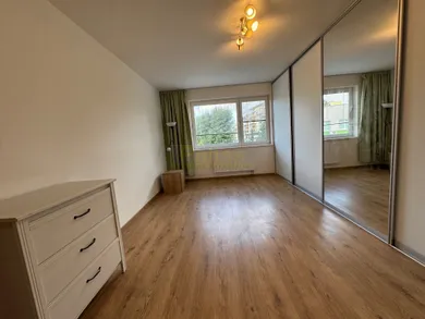 Na prenájom 3-izbový byt, 100 m², Piešťany, E. Belluša