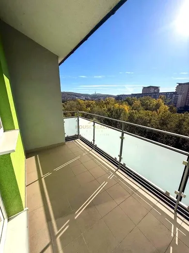 Na prenájom 2-izbový byt, 62 m², Bratislava-Dúbravka, Dúbravčická