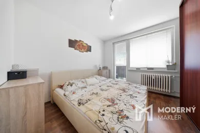 Na predaj 3-izbový byt, 70 m², Senec, -