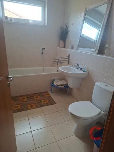Na predaj 4-izbový dom, 90 m², Bílkove Humence, 908 77 Bílkove Humence