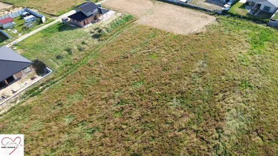 Na predaj pozemok, 592 m², Alekšince, Krátka