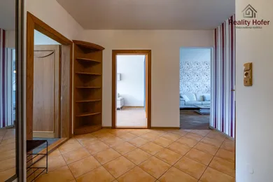 Na predaj 3-izbový byt, 78 m², Prešov, Šmeralova