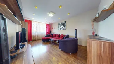 Na predaj 4-izbový byt, 82 m², Bratislava-Petržalka, Osuského