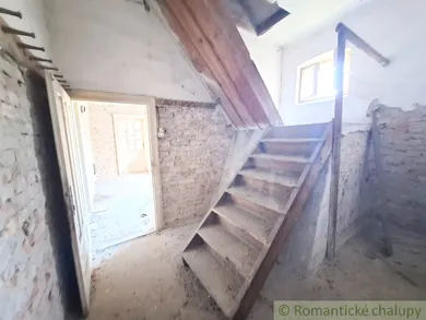 Na predaj objekt, 170 m², Štúrovo