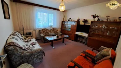 Na predaj 6-izbový dom, 170 m², Hrušovany