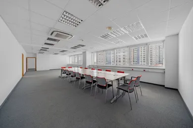 Lokale komercyjne na wynajem, Bratislava-Ružinov · €1264