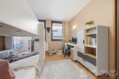 Na predaj 3-izbový byt, 83 m², Bratislava-Staré Mesto, Šancová