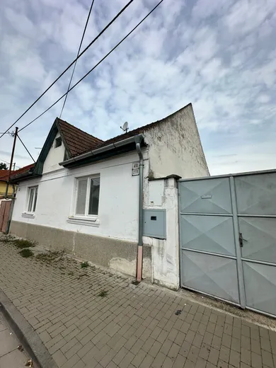 Na predaj 4-izbový dom, Trnava, Mýtna