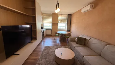 Na prenájom 1-izbový byt, 50 m², Levice