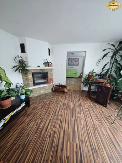 Na predaj 5-izbový dom, 200 m², Medzibrod, Niva
