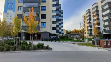 Mieszkania na wynajem, 1-pokojowe, Bratislava-Rača · €750