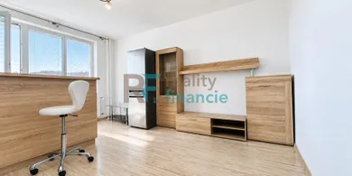 Na prenájom 1-izbový byt, 36 m², Košice-Juh, Južná trieda