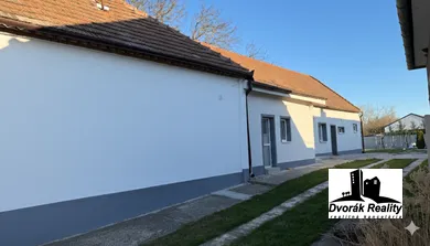 Na predaj 1-izbový dom, Veľký Meder, Kurtaserská