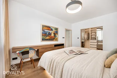 Na prenájom 2-izbový byt, 68 m², Bratislava-Staré Mesto, Jozefská