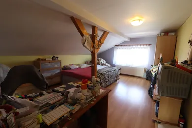 Na predaj 7-izbový dom, 392 m², Podkonice