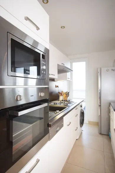 Na prenájom 3-izbový byt, 67 m², Bratislava-Ružinov, Mesačná