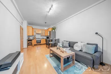 Na prenájom 2-izbový byt, 50 m², Bratislava-Rača, Kadnárová