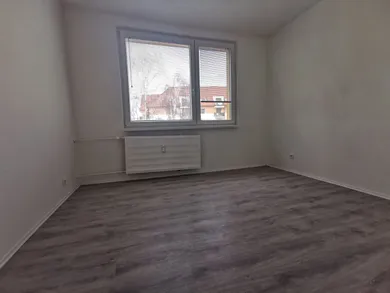 Na predaj 3-izbový byt, 74 m², Nové Zámky