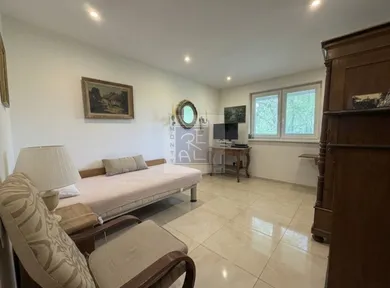 Na predaj dom, 120 m², Svätoplukovo