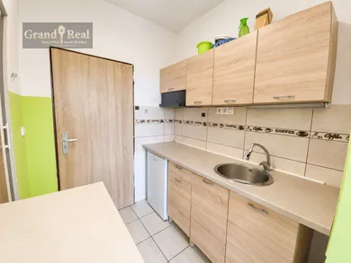 Na predaj 1-izbový byt, Bratislava-Petržalka, Strečnianska